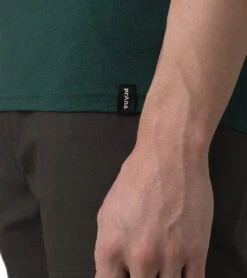 PrAna Como Te Llama Journeyman 2 Deep Pine Heather -Pranty Yoga Shop 7044012113963 deeppineheather 4a