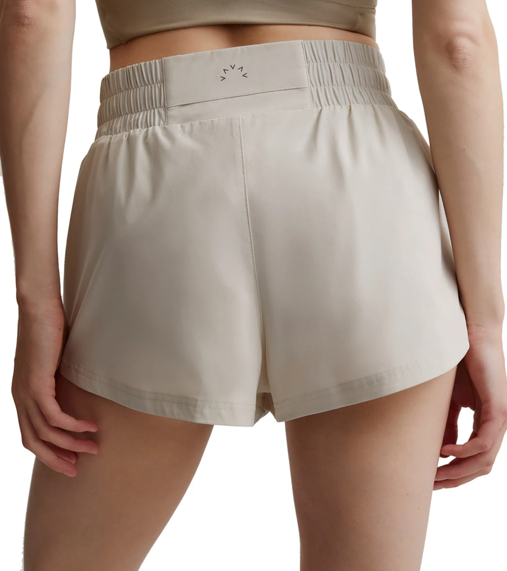 Varley Kallin Running Short Sage Fog 4 Varley Kallin Running Short Sage Fog - Image 2