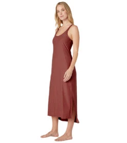 Beyond Yoga Featherweight Resort Dress Grape Rose Heather