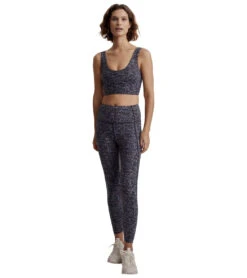 Varley Let's Go Elsie Bra Ebony Blue Cheetah -Pranty Yoga Shop 7072645513259 ebonybluecheetah 4a