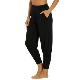 Varley The Relaxed Pant 25 -Pranty Yoga Shop 7072747454507 black 5a